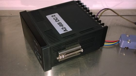 LED表示が付いている高精度のデジタル スケールの表示器