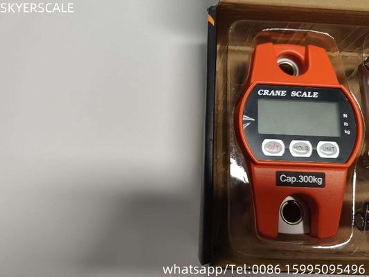 300kg 電動鋼 電子クレーンスケール デジタルハンギングスケール 3*AA ドライバッテリー バッテリー