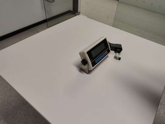 LCDディスプレイとターミナルタイプを持つ床スケールプラットフォーム重量指標